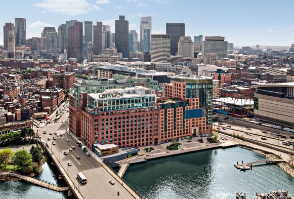 Union Investment verlängert Mietvertrag mit Lifestyle-Marke Converse in Boston