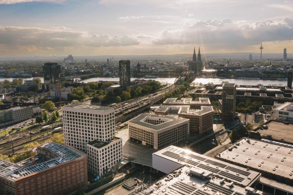 MesseCity Köln: Stadt Köln kauft Büroensemble ROSSIO