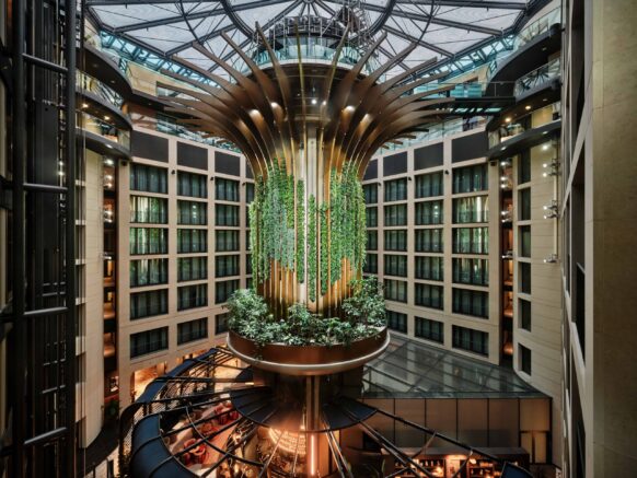 Radisson Collection Hotel in Berlin eröffnet mit neuem Lobby- und Gastronomie-Konzept