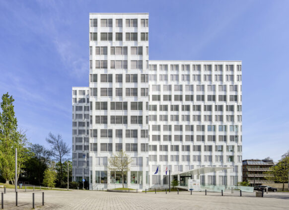 CONREN Land vermietet 1.535 m² an Großbank in Düsseldorf